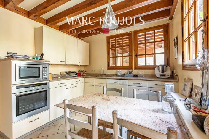 Image No.12-5 Bed House for sale