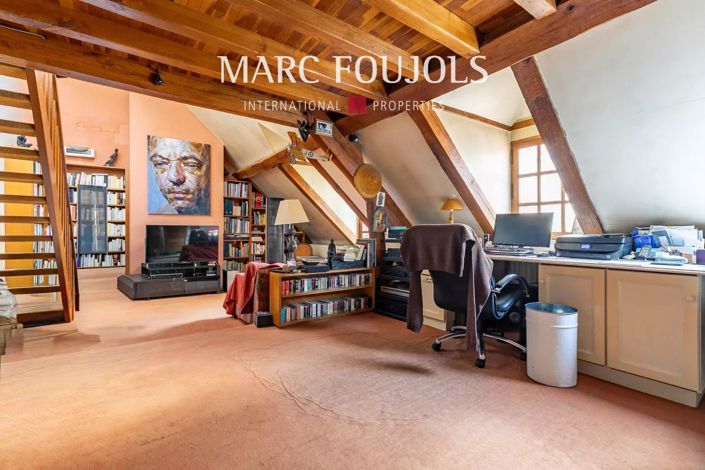 Image No.20-5 Bed House for sale