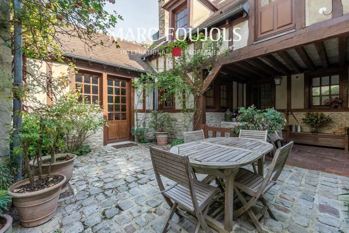 Image No.4-5 Bed House for sale