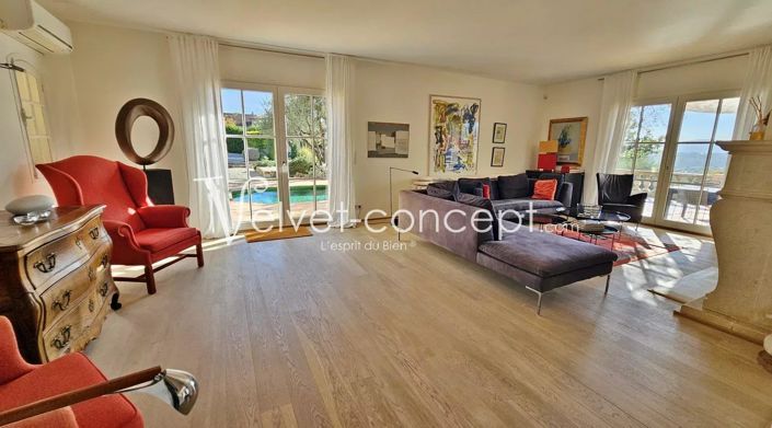 Image No.10-4 Bed House for sale