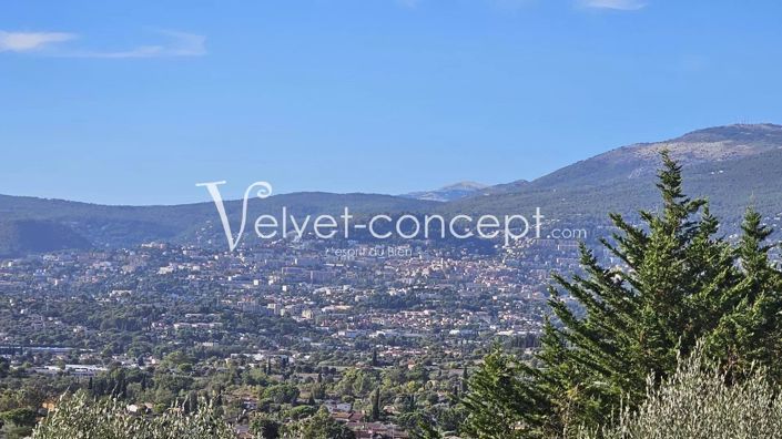 Image No.16-4 Bed House for sale