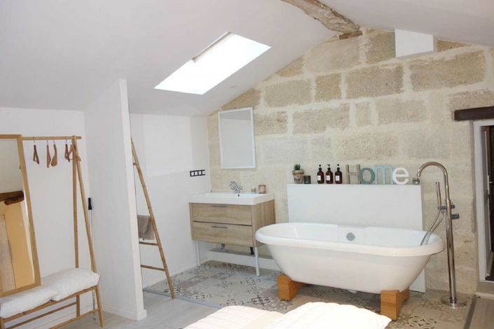 Image No.20-5 Bed House for sale