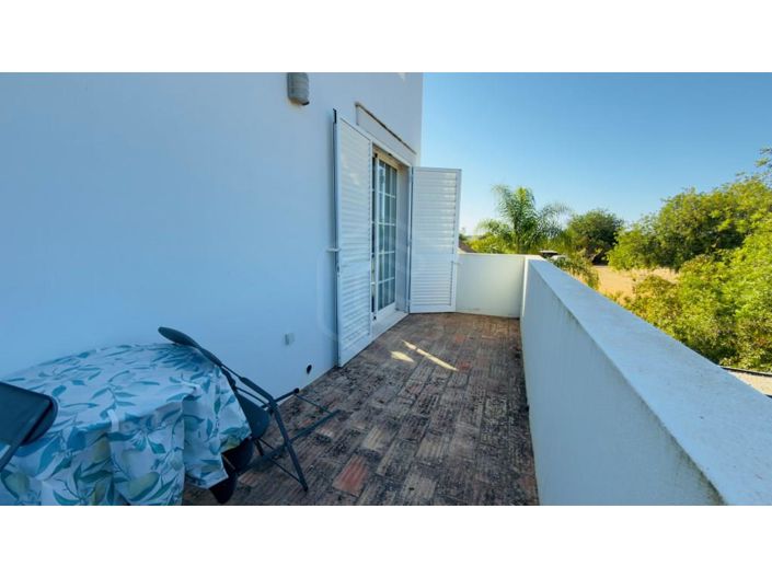 Image No.37-6 Bed House for sale