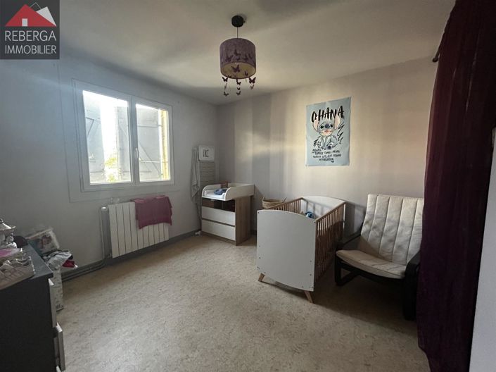 Image No.8-3 Bed House for sale