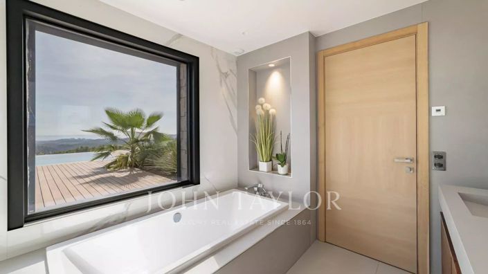 Image No.12-Maison de 6 chambres à vendre à Roquefort-les-Pins