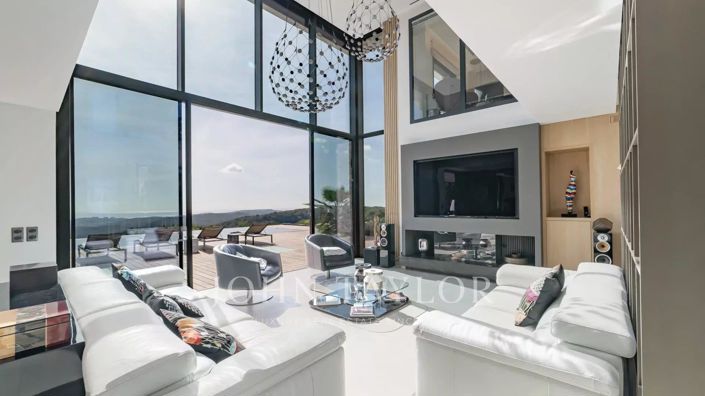 Image No.5-Maison de 6 chambres à vendre à Roquefort-les-Pins