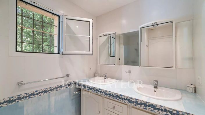 Image No.22-Maison de 4 chambres à vendre à Grasse