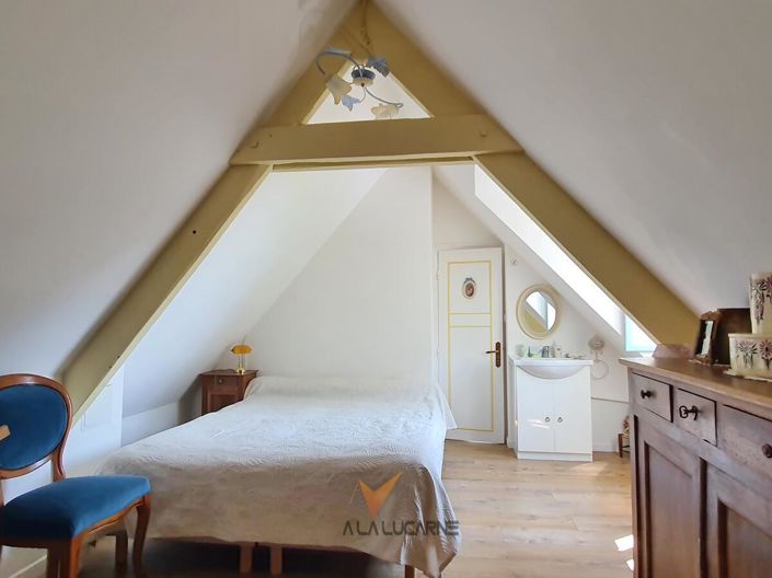 Image No.12-3 Bed House for sale