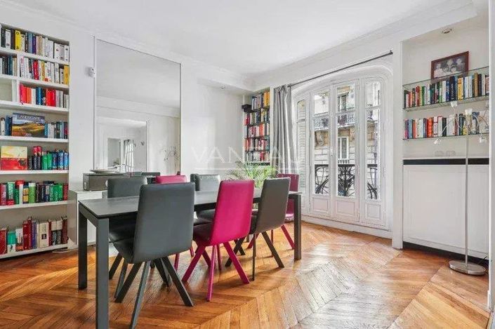 Image No.5-Appartement de 4 chambres à vendre à Paris
