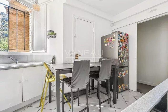 Image No.8-Appartement de 4 chambres à vendre à Paris