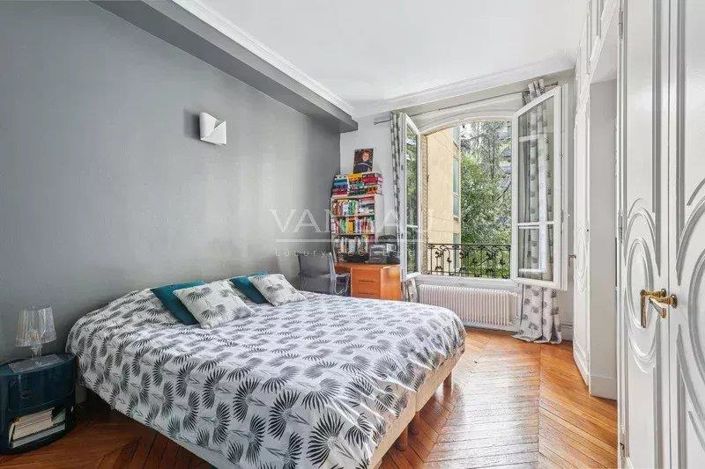 Image No.9-Appartement de 4 chambres à vendre à Paris