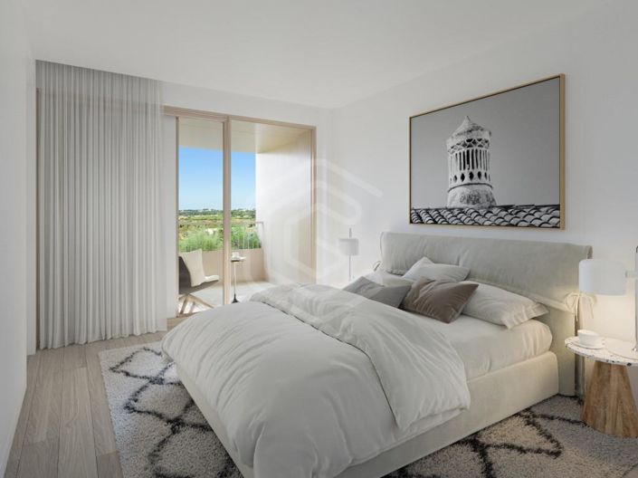 Image No.8-4 Bed Apartment for sale