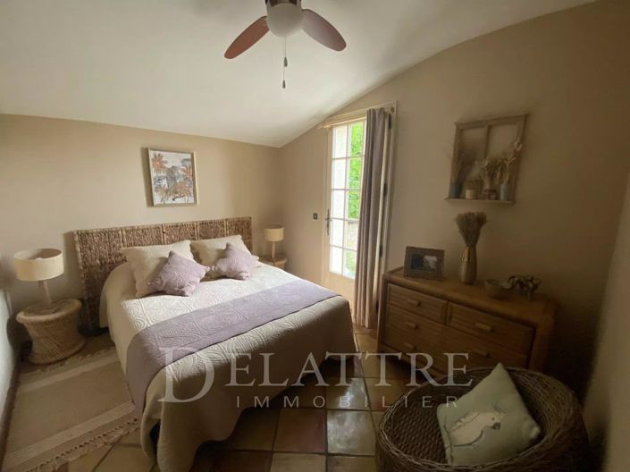 Image No.15-4 Bed House for sale