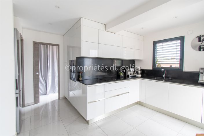 Image No.8-Maison de 4 chambres à vendre à Sète