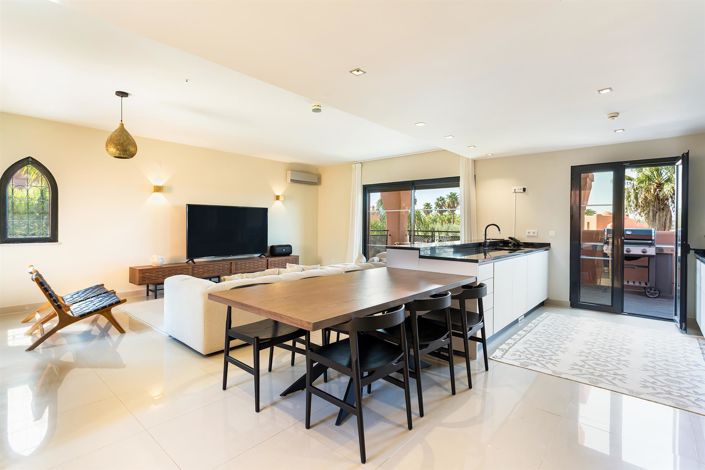 Image No.13-3 Bed House for sale