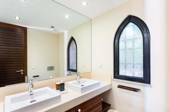 Image No.27-3 Bed House for sale