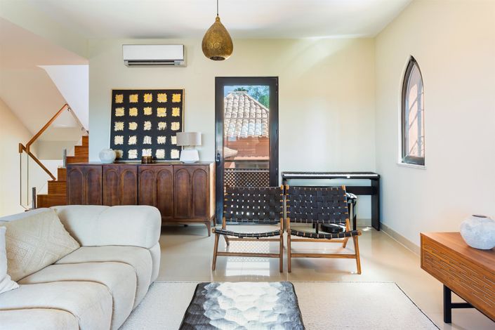 Image No.8-3 Bed House for sale