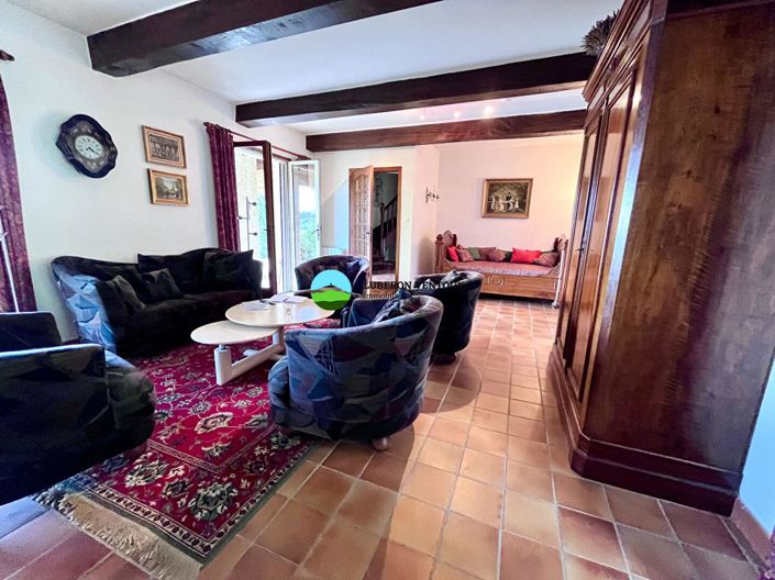 Image No.5-Maison de 4 chambres à vendre à La Roque-sur-Pernes