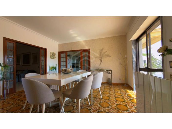 Image No.2-Maison de 5 chambres à vendre à Loule