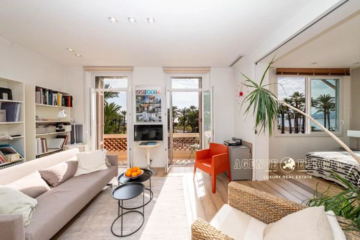 Image No.3-Appartement de 2 chambres à vendre à Cannes