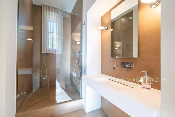 Image No.9-Appartement de 2 chambres à vendre à Cannes