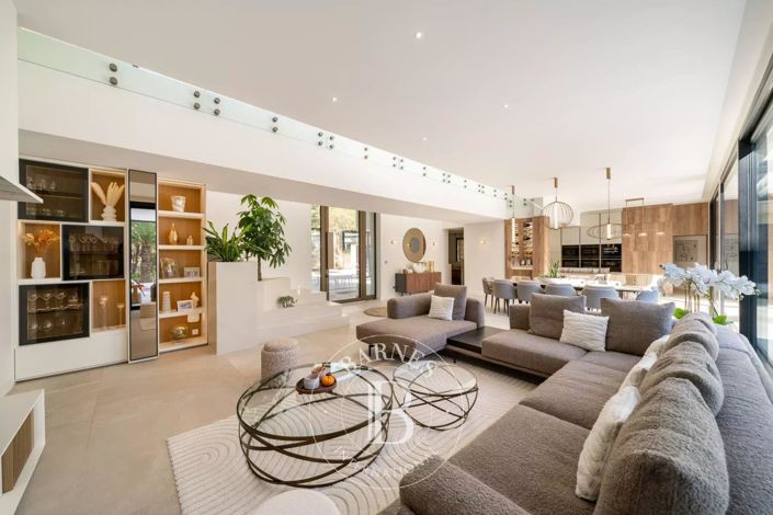 Image No.4-Maison de 6 chambres à vendre à Saint-Raphael