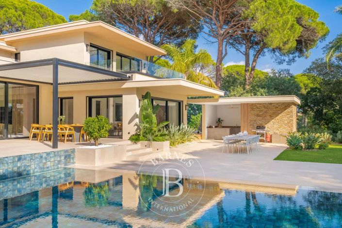 Image No.5-Maison de 6 chambres à vendre à Saint-Raphael