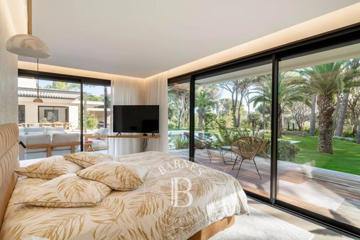 Image No.6-Maison de 6 chambres à vendre à Saint-Raphael