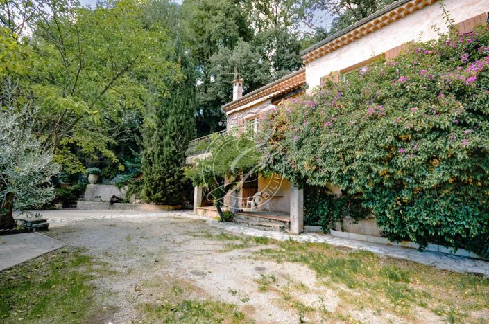 Image No.13-3 Bed House for sale