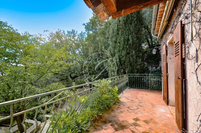 Image No.8-3 Bed House for sale