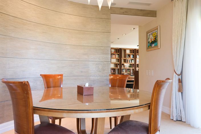 Image No.8-4 Bed House for sale