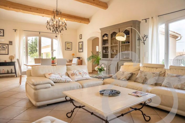 Image No.6-4 Bed House for sale