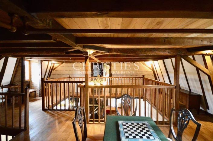 Image No.11-6 Bed House for sale