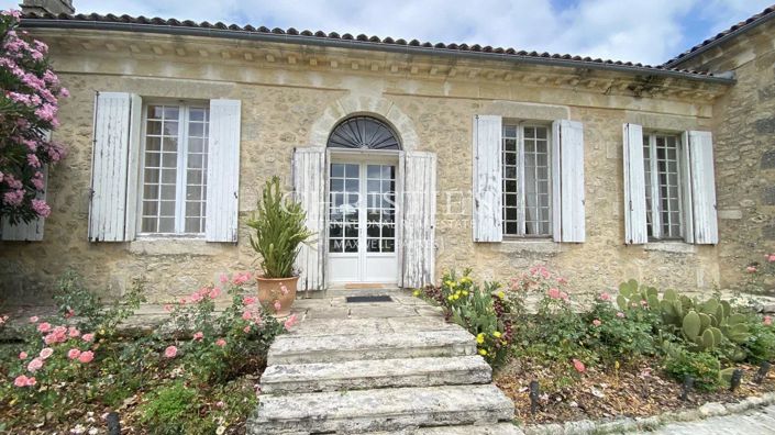 Image No.2-Maison de 5 chambres à vendre à Sauveterre-de-Guyenne