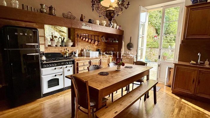 Image No.7-Maison de 6 chambres à vendre à Beynac-et-Cazenac