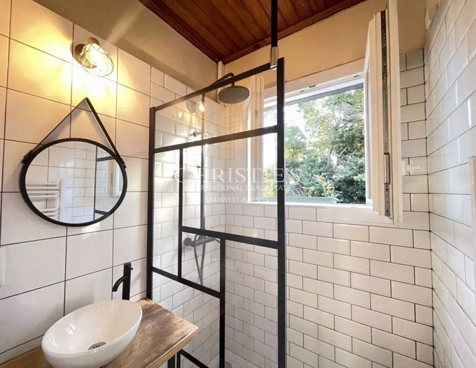 Image No.9-2 Bed House for sale