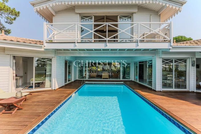 Image No.7-7 Bed House for sale