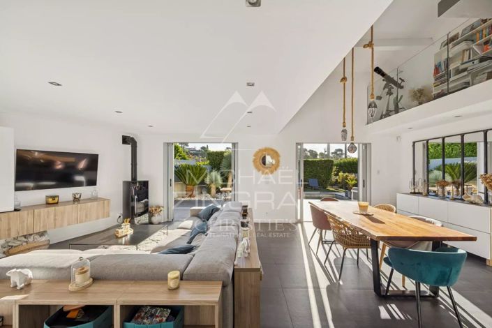 Image No.5-3 Bed House for sale