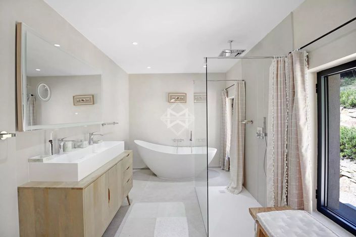 Image No.28-Maison de 5 chambres à vendre à Tourrettes