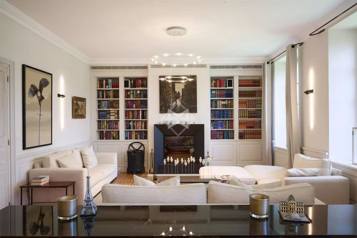 Image No.8-11 Bed House for sale