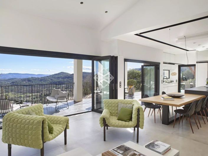 Image No.4-Maison de 4 chambres à vendre à Seillans