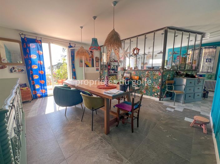 Image No.10-5 Bed House for sale