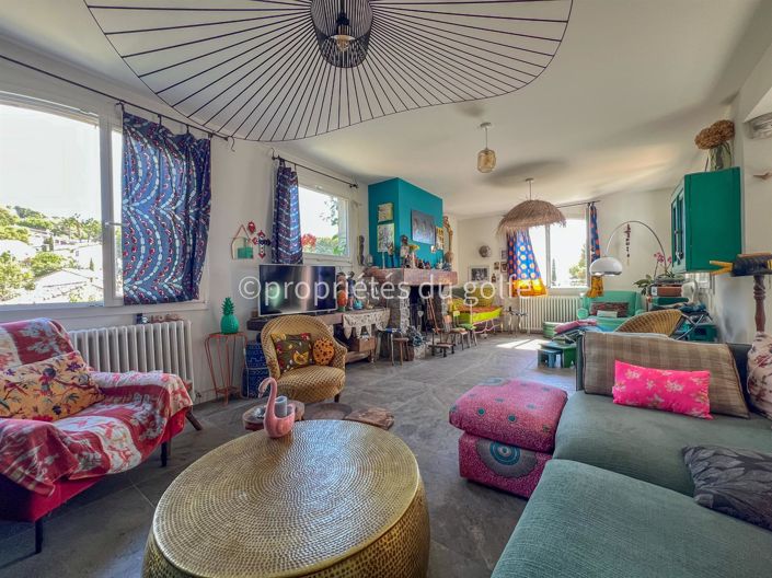 Image No.5-5 Bed House for sale