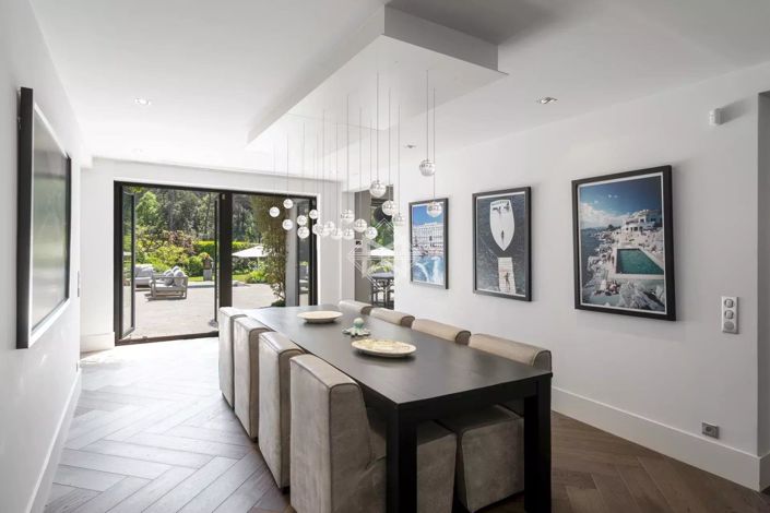 Image No.7-5 Bed House for sale