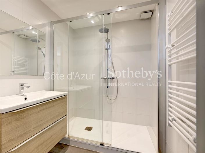 Image No.10-Appartement de 4 chambres à vendre à Le Cannet