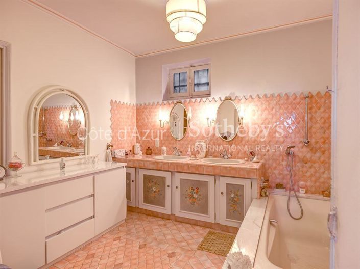 Image No.12-Maison de 4 chambres à vendre à Cannes