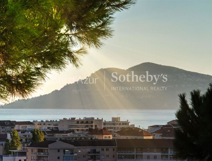 Image No.4-Maison de 4 chambres à vendre à Cannes