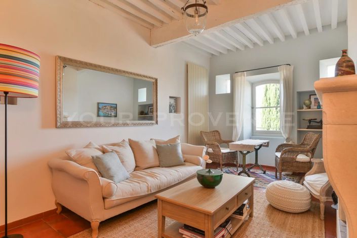 Image No.2-Maison de 2 chambres à vendre à Bonnieux