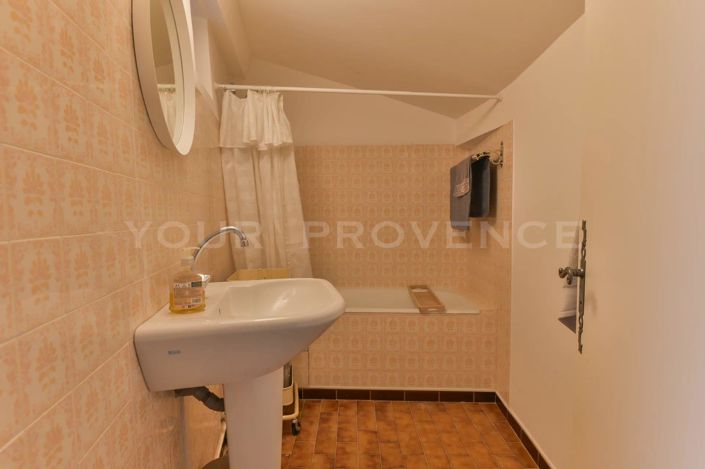 Image No.9-Maison de 2 chambres à vendre à Bonnieux