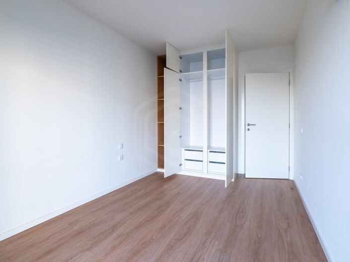 Image No.16-3 Bed Apartment for sale